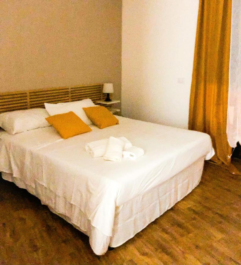 Napoli Central Station Deluxe Bed & Breakfast Bagian luar foto