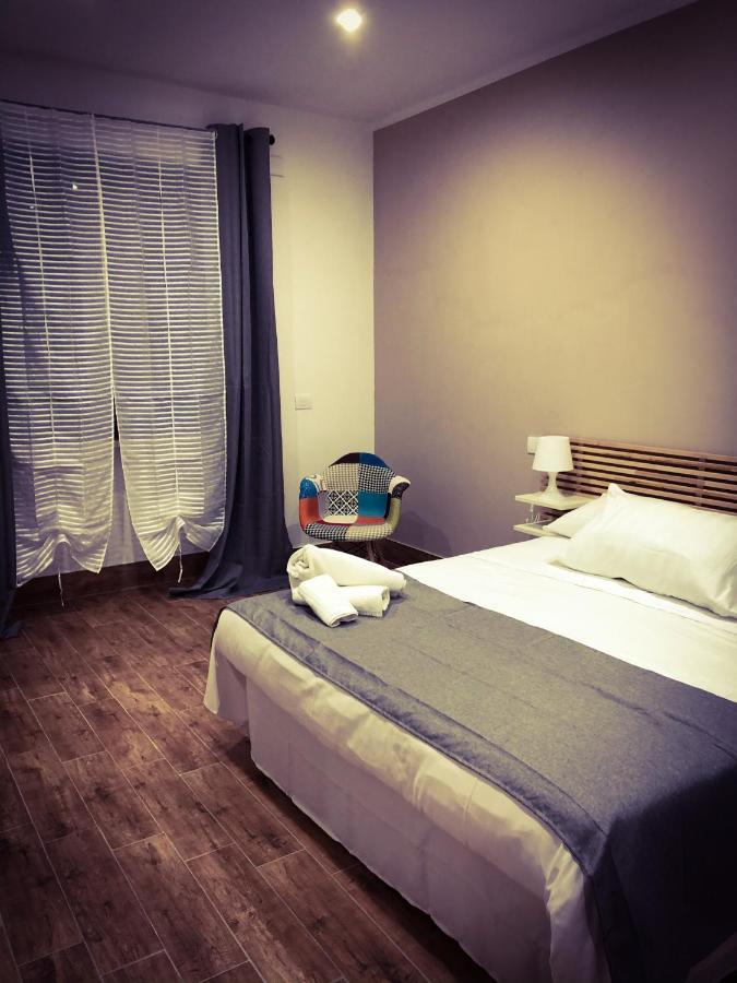 Napoli Central Station Deluxe Bed & Breakfast Bagian luar foto